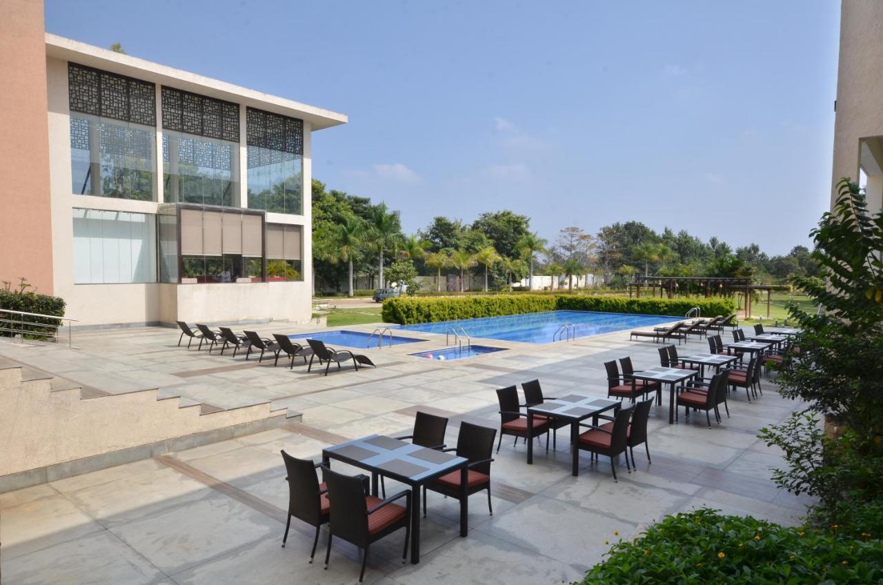 Spree Resort At Century Wintersun Dod Ballāpur Dış mekan fotoğraf