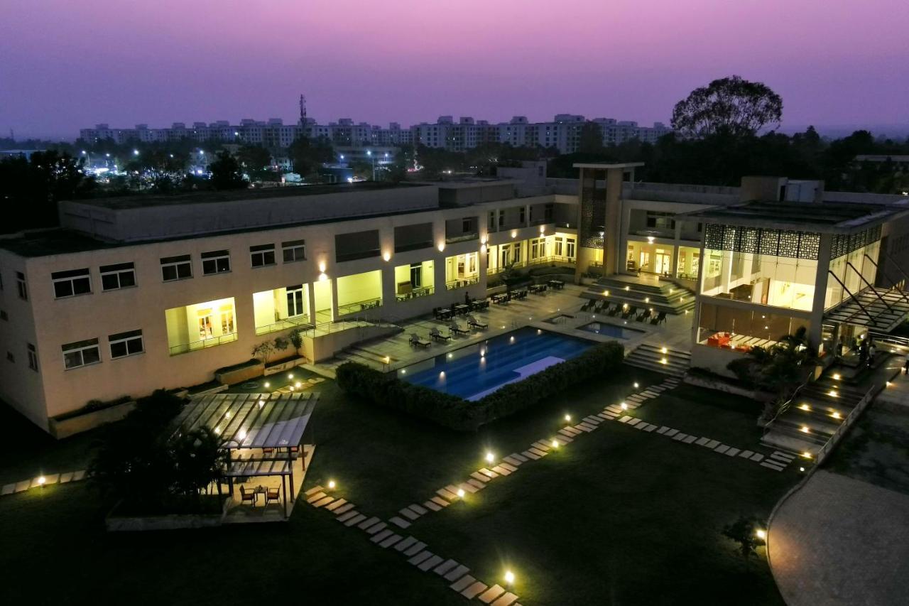 Spree Resort At Century Wintersun Dod Ballāpur Dış mekan fotoğraf